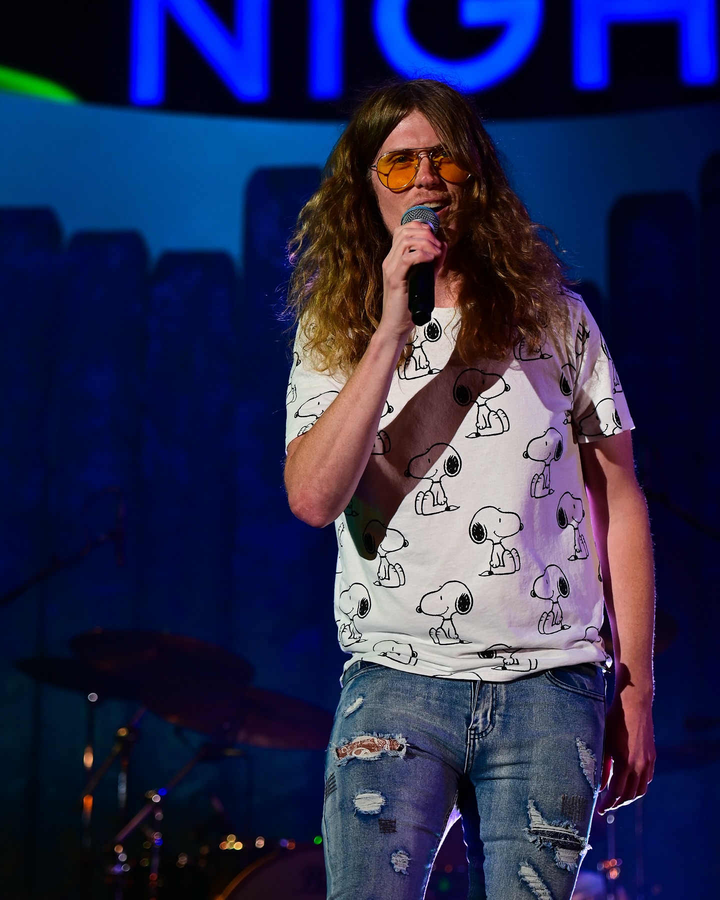 Vocal performance onstage